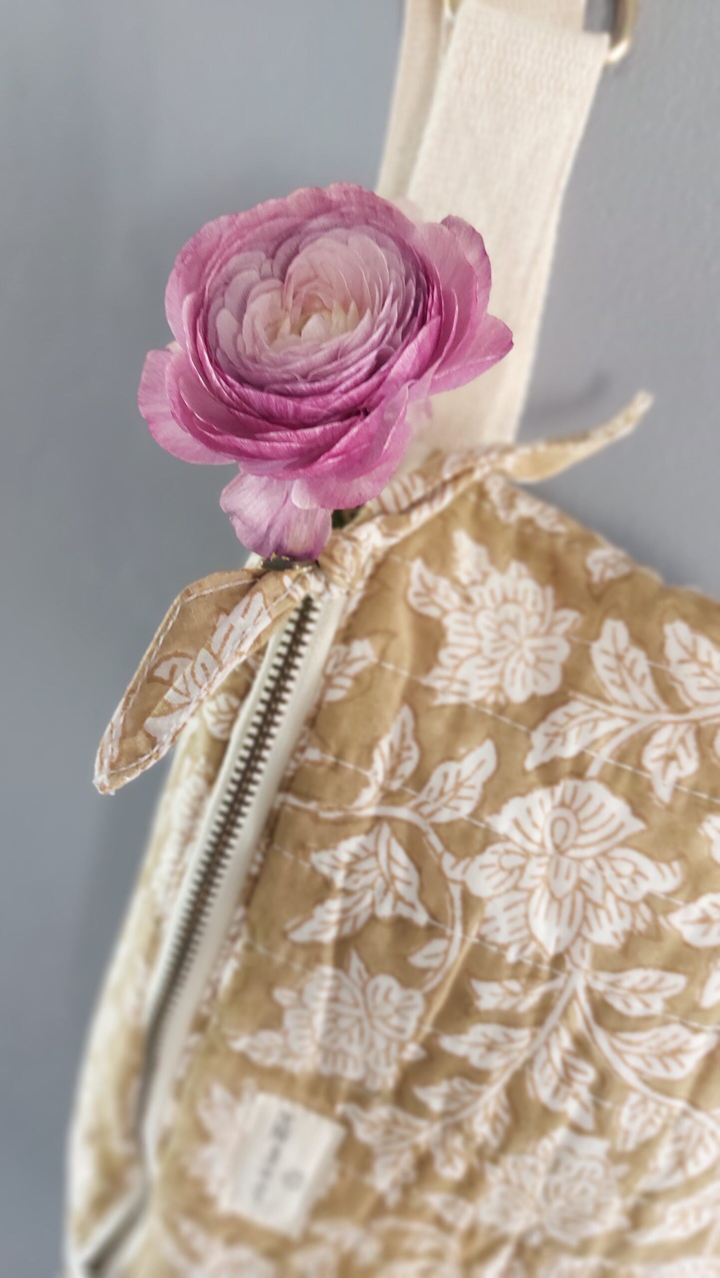 SAC BANANE Kaki – Image 2