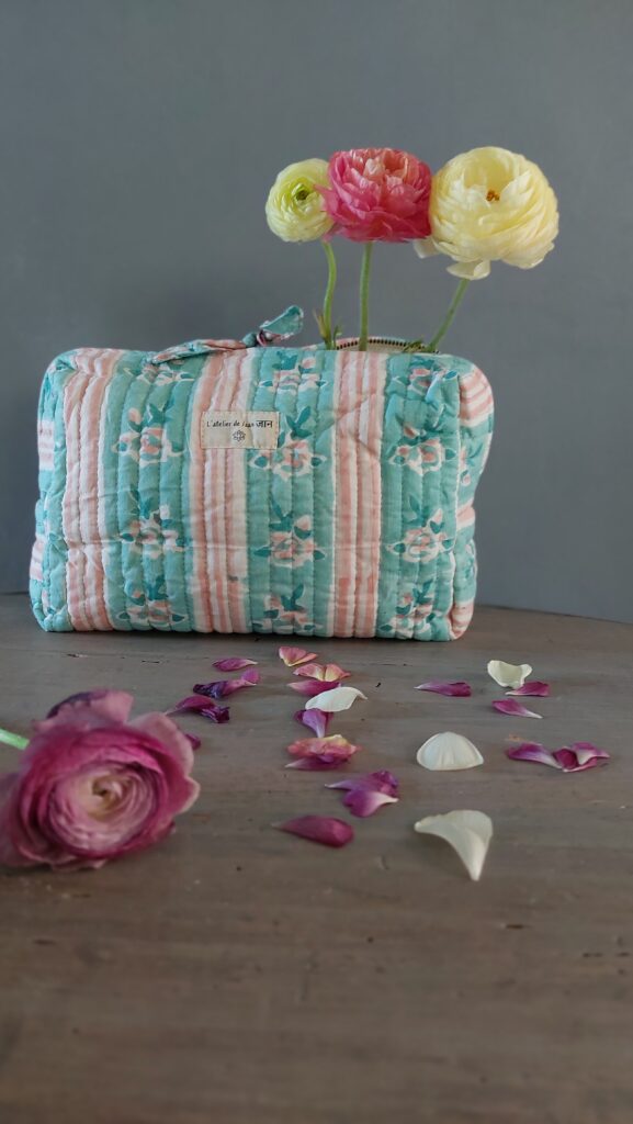 TROUSSE DE TOILETTE Rayure Pastel