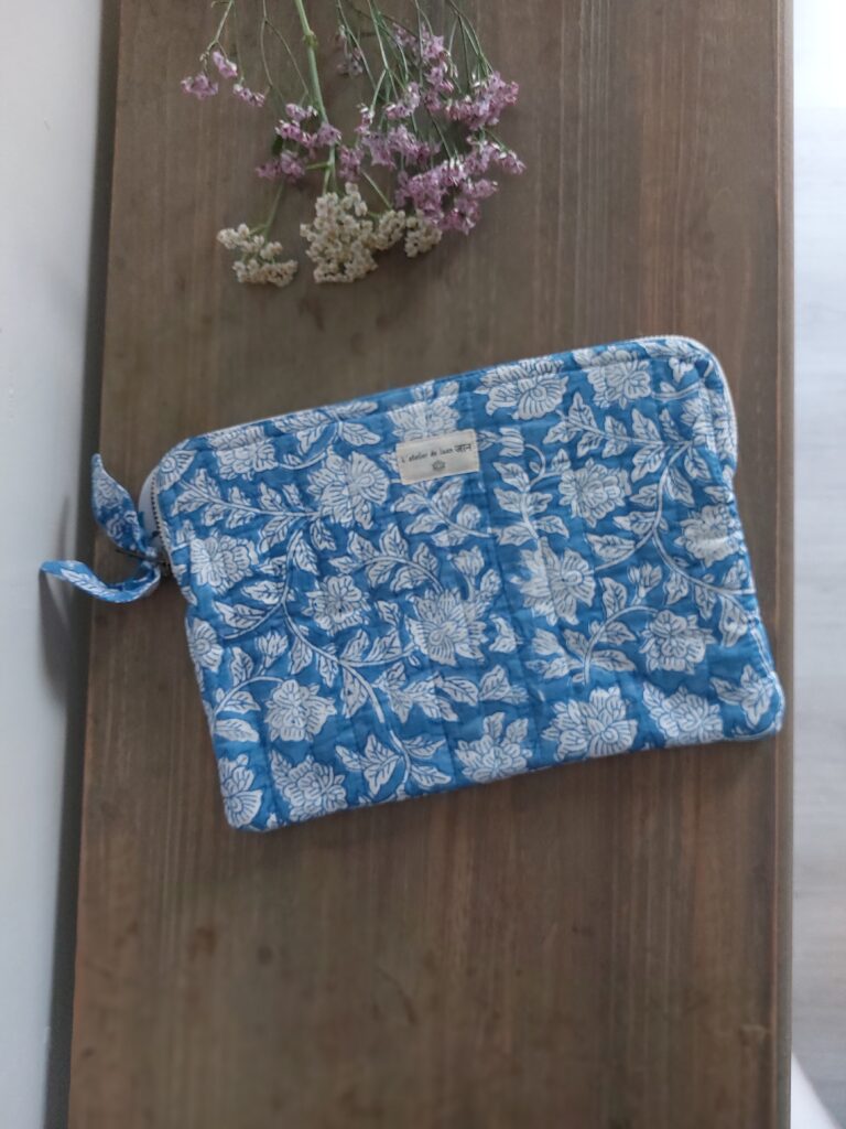 POCHETTE TABLETTE Azur