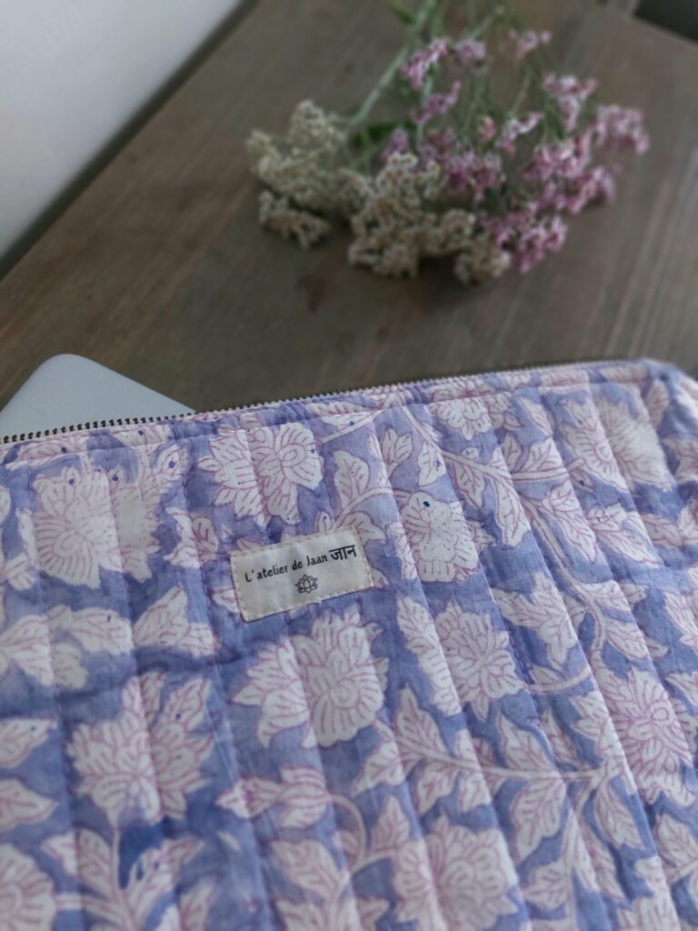 POCHETTE ORDINATEUR Lilas