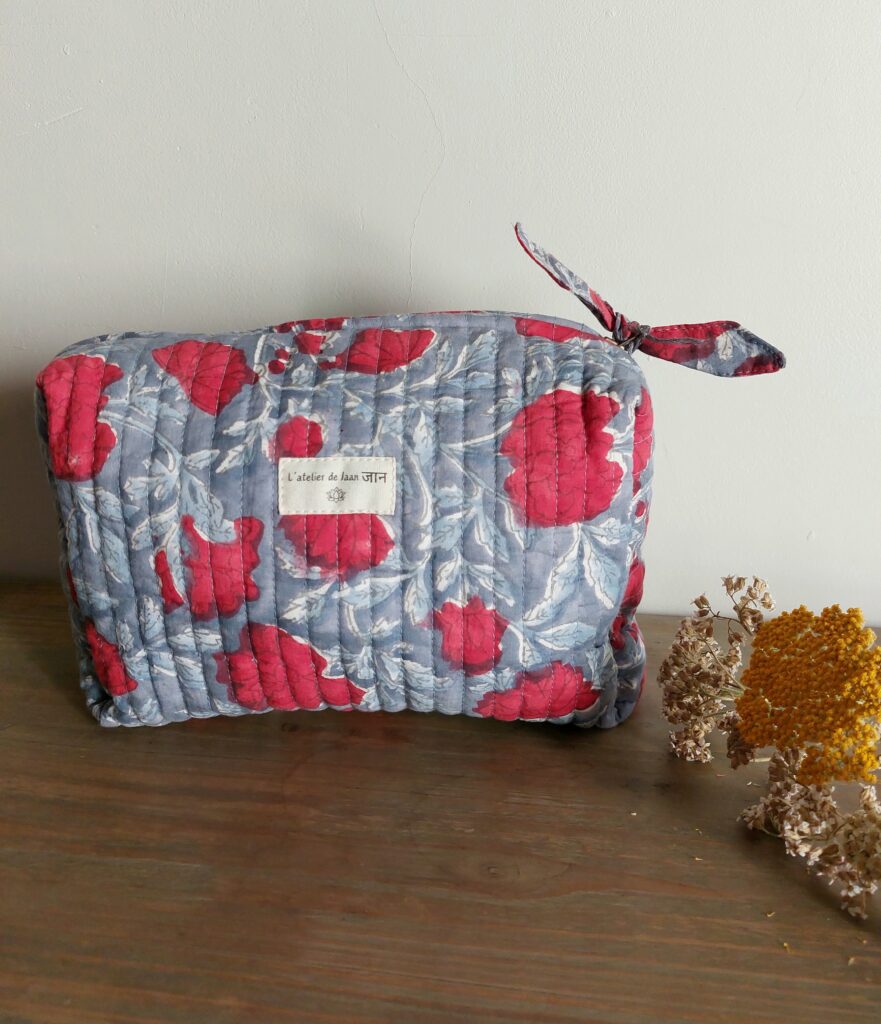 TROUSSE DE TOILETTE Argile